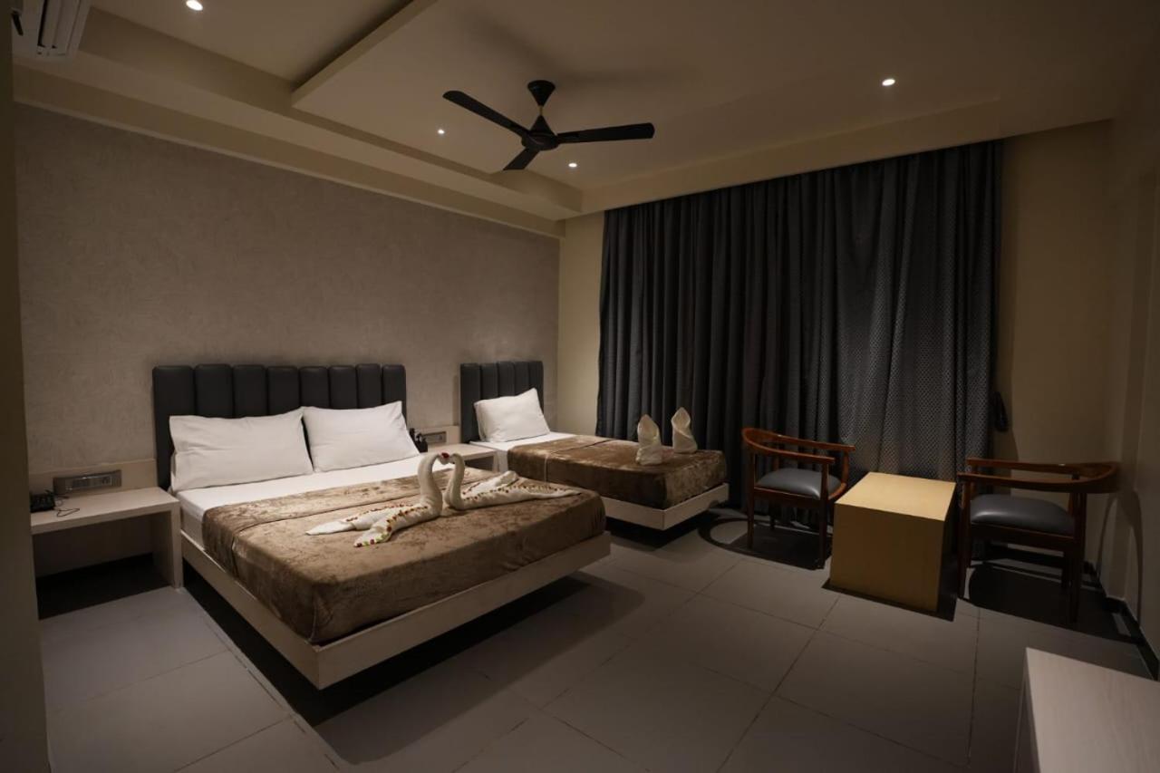 Hotel Swathi Hospet Exterior foto